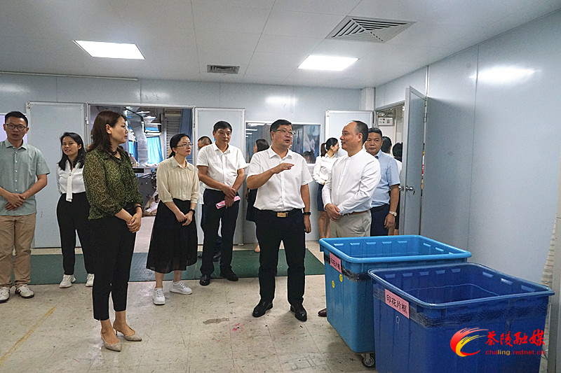 利华222_副本.jpg 利华222_副本.jpg