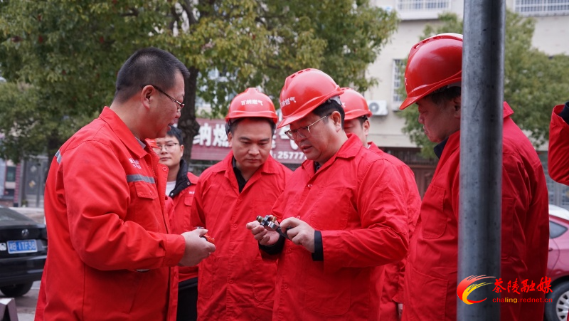 县长2_副本.jpg 县长2_副本.jpg