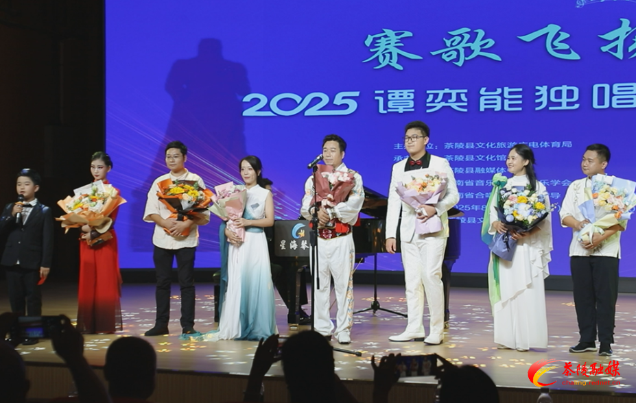 HxuH8cgV0vkA.bmp HxuH8cgV0vkA.bmp