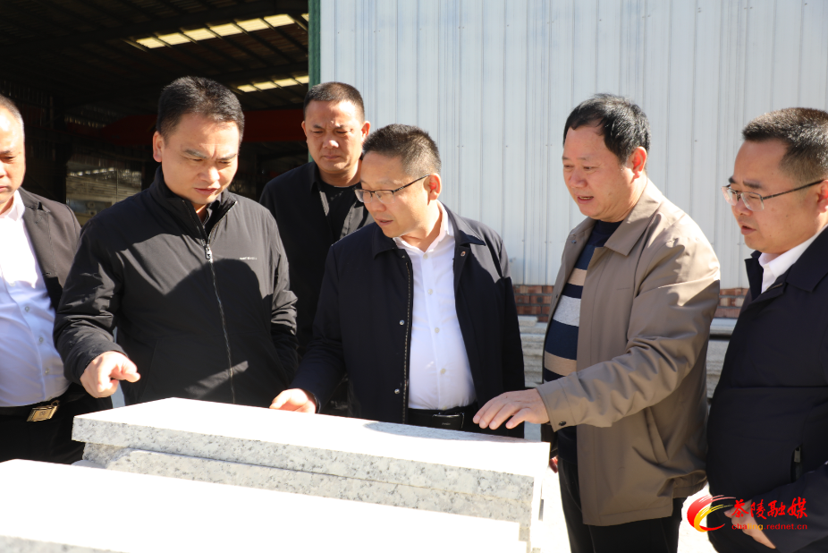 vA2fAEY8LP8A.jpg vA2fAEY8LP8A.jpg