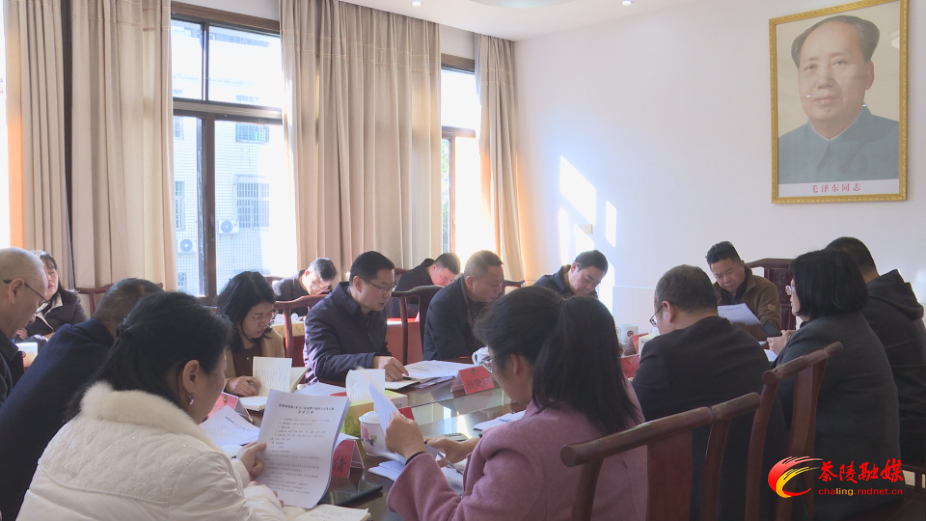 qWaeIY9qcQkA.bmp qWaeIY9qcQkA.bmp