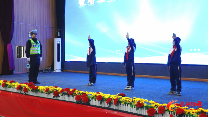 Still0325_00000.bmp Still0325_00000.bmp