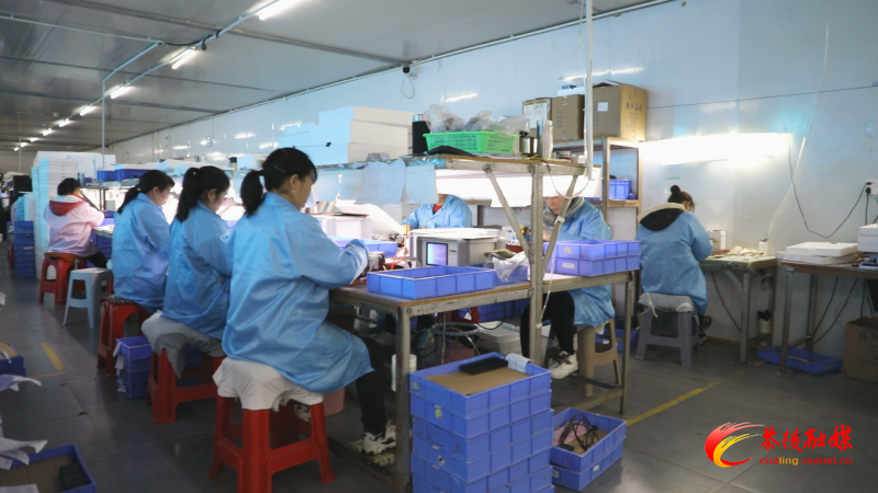 Still0106_00000_副本.bmp Still0106_00000_副本.bmp