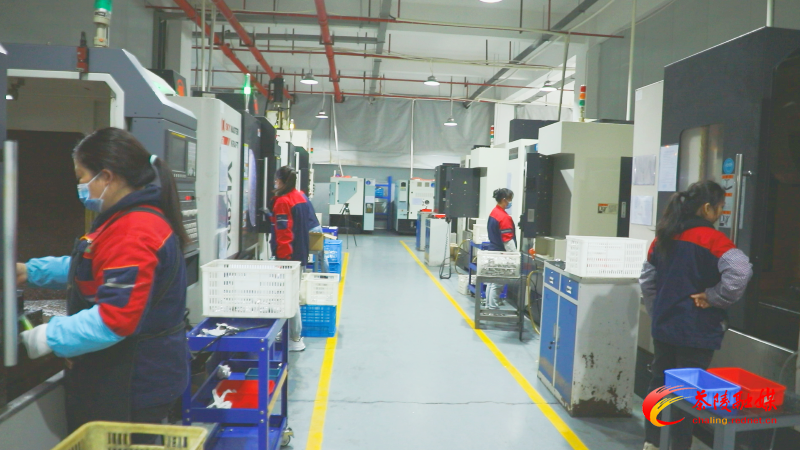 三至(株洲)科技:稳步推进 冲刺全年目标 (2).bmp