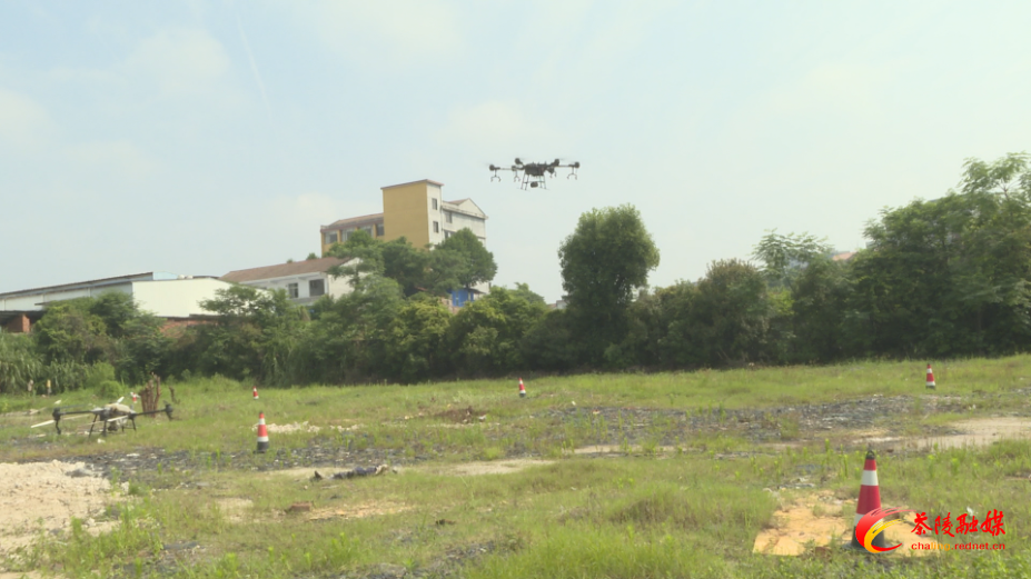 IRjaNiY0fb4A.bmp IRjaNiY0fb4A.bmp