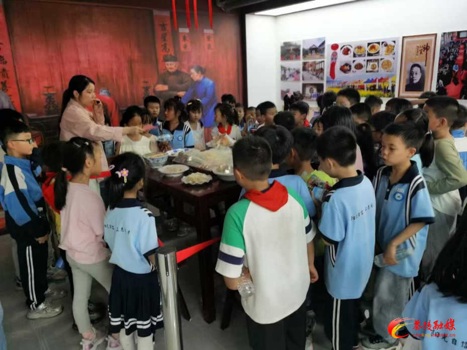 OmskmmAnEEAA.png OmskmmAnEEAA.png