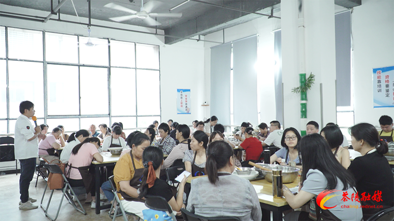 iT1JWq7UTfEA.png iT1JWq7UTfEA.png