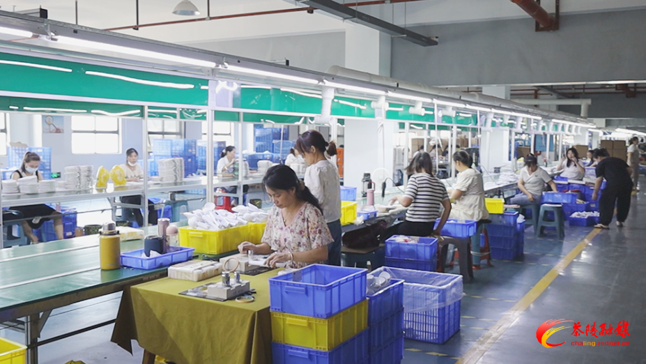 zayDus6dTcwA.jpg zayDus6dTcwA.jpg