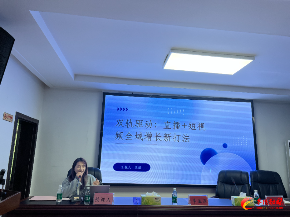 kVRrliNTivkA.jpg kVRrliNTivkA.jpg