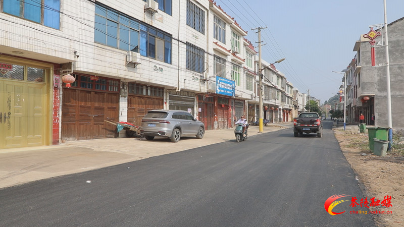 腰潞_副本.jpg 腰潞_副本.jpg